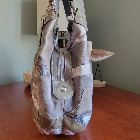 Coach Madison Maggie Patchwork Gray Leather & Suede Hobo F15462 - Picture 4 of 16